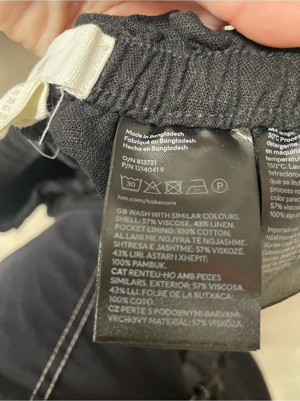 H&M Linen Blend Pull-On Shorts — Black Size M - Picture 4 of 4